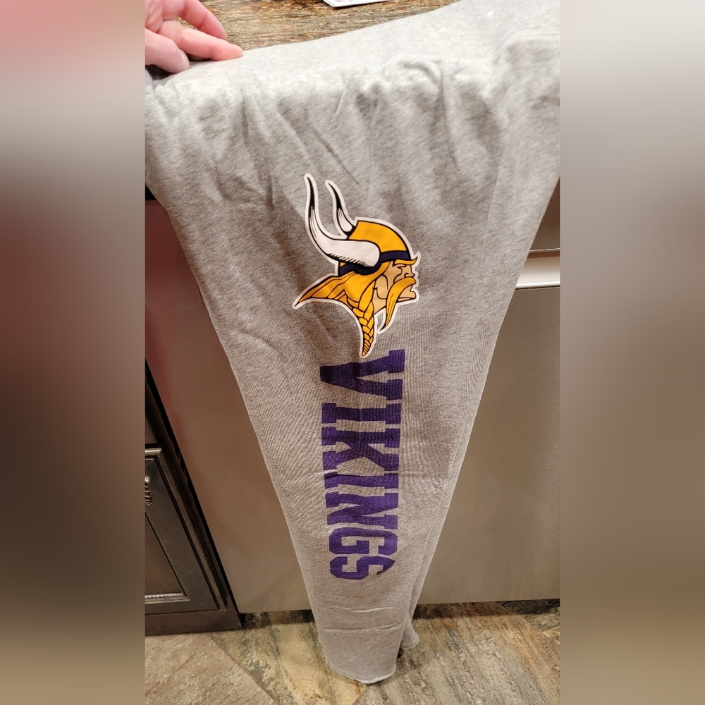 NEW Limited Edition PINK VS NFL Minnesota Vikings grey sweatpants pants large